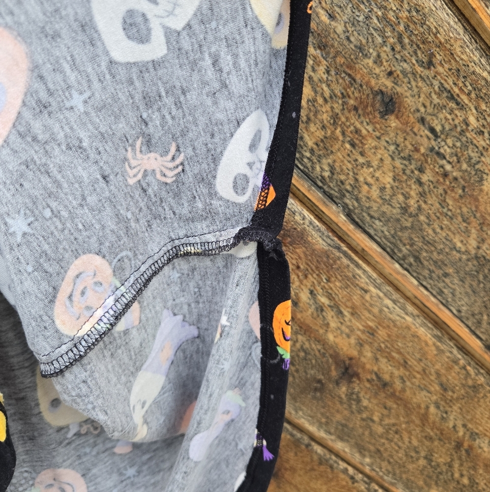 Disney Parks Mickey & Friends Halloween Ghosts V-neck Tshirt - Picture 7 of 7